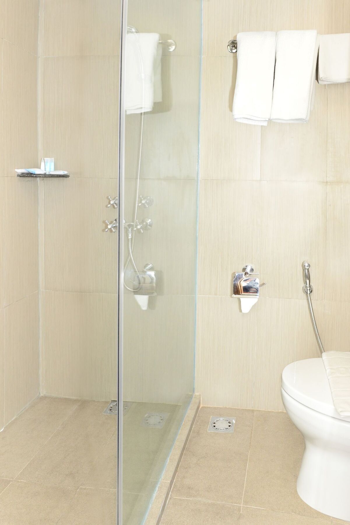 Hotel Bond Янгон Екстер'єр фото